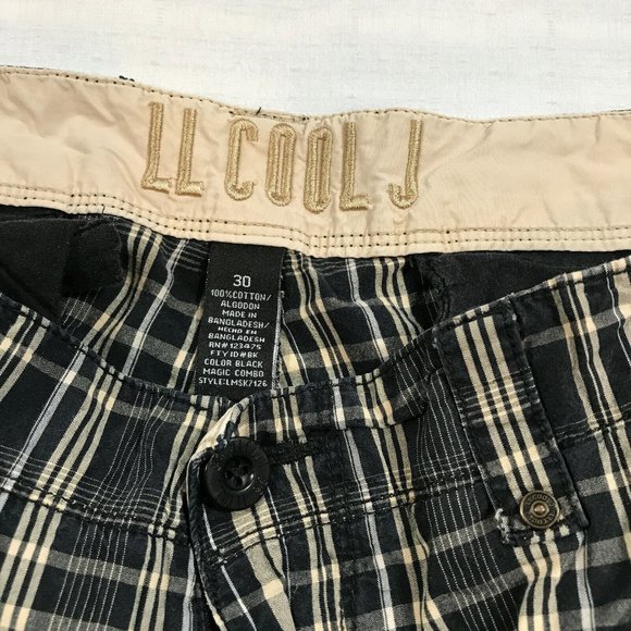 Vintage LL Cool J Casual Long Length Black Plaid Shorts Men's 30" - Picture 5 of 5